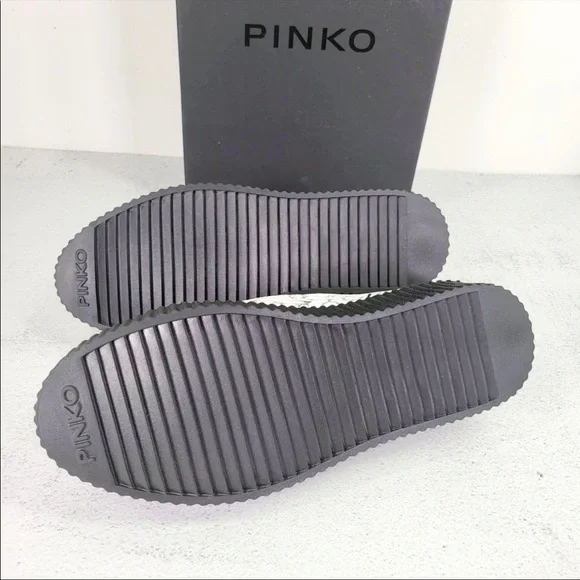NWT Pinko Chunky Platform Sole Sneaker Size 8 Velour Embroidered Floral $455